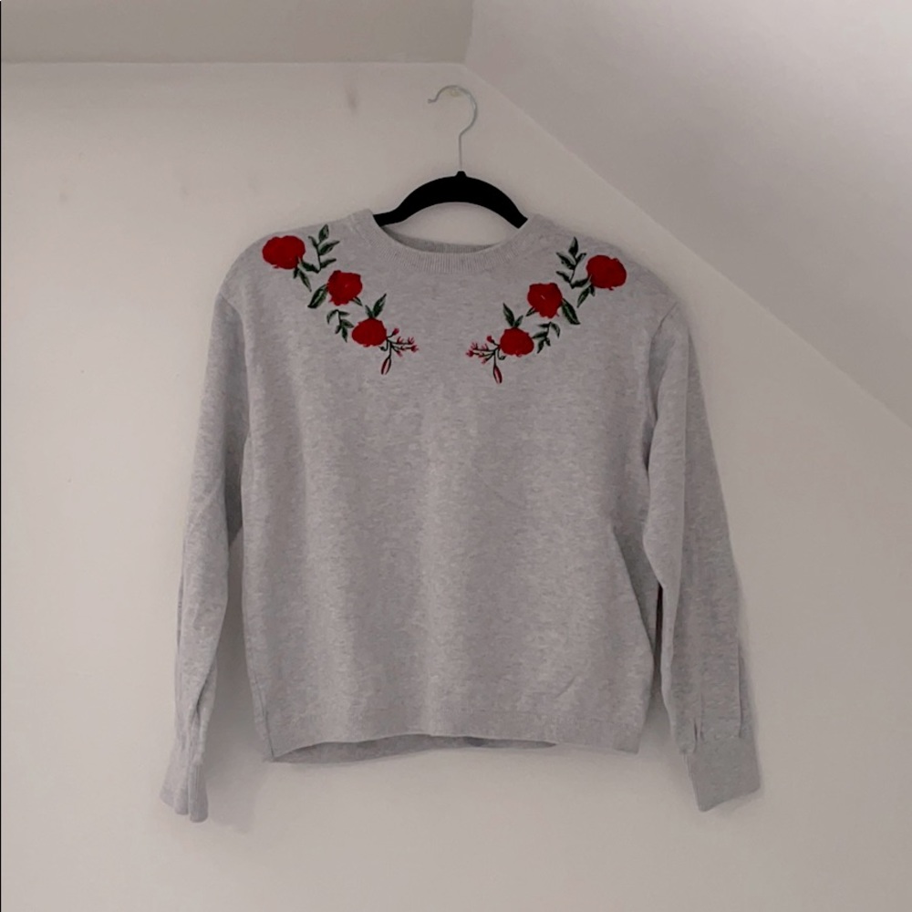 H&M light grey sweater